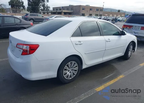 2012 Toyota Camry Le z USA, uszkodzony, nr VIN 4T1BF1FK8CU542851